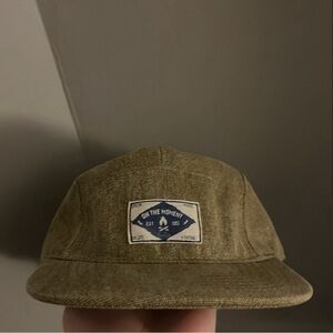 On the moment flat cap